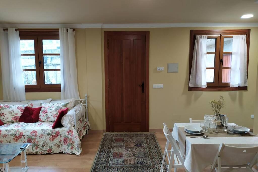 O Apartamento Do Xanza, Ideal Para Parejas Adaptado Movilidad Reducida Meis Ngoại thất bức ảnh