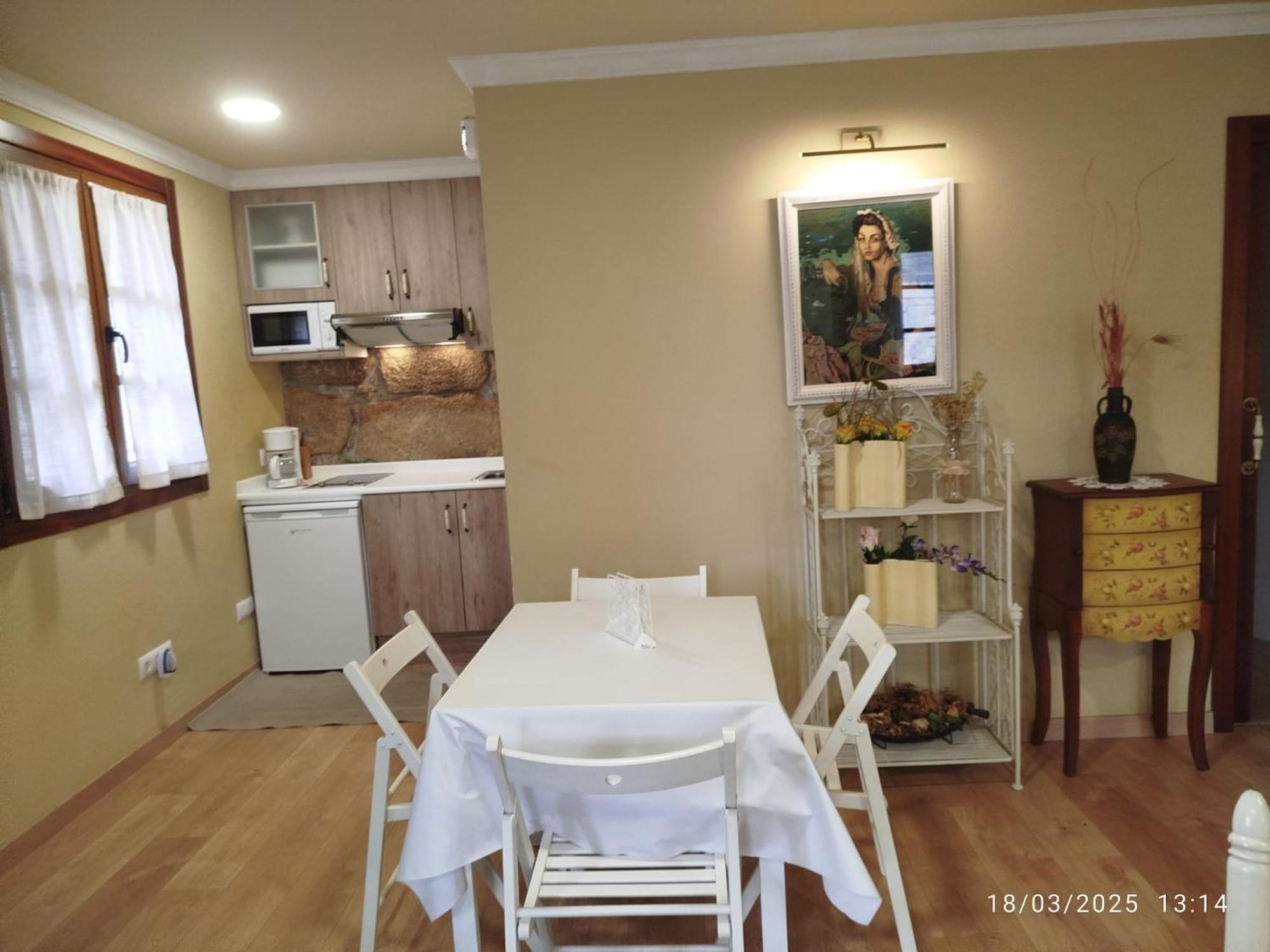 O Apartamento Do Xanza, Ideal Para Parejas Adaptado Movilidad Reducida Meis Ngoại thất bức ảnh